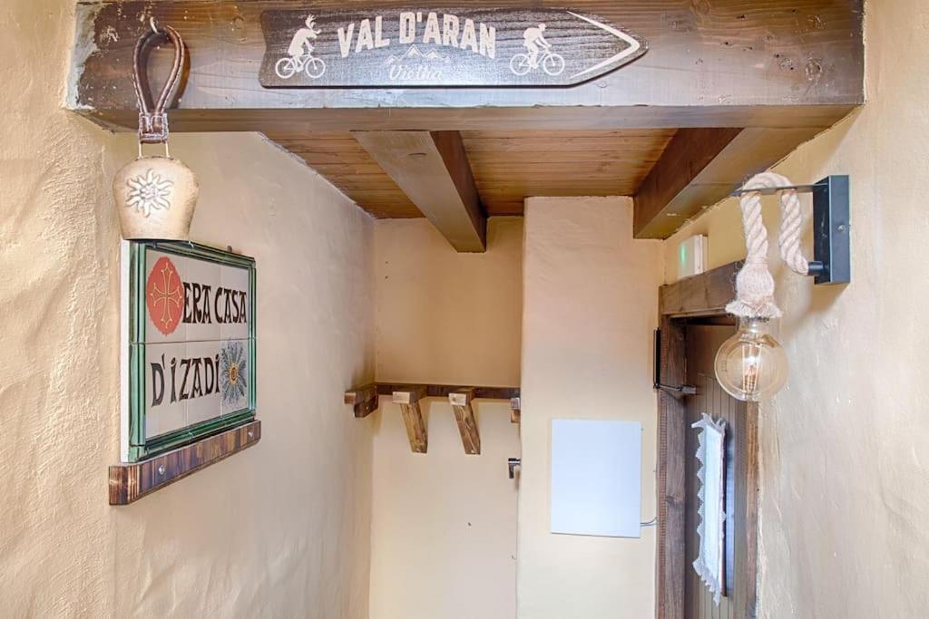 Appartamento Saplan Real Estate Casa Izadi Bossòst Esterno foto